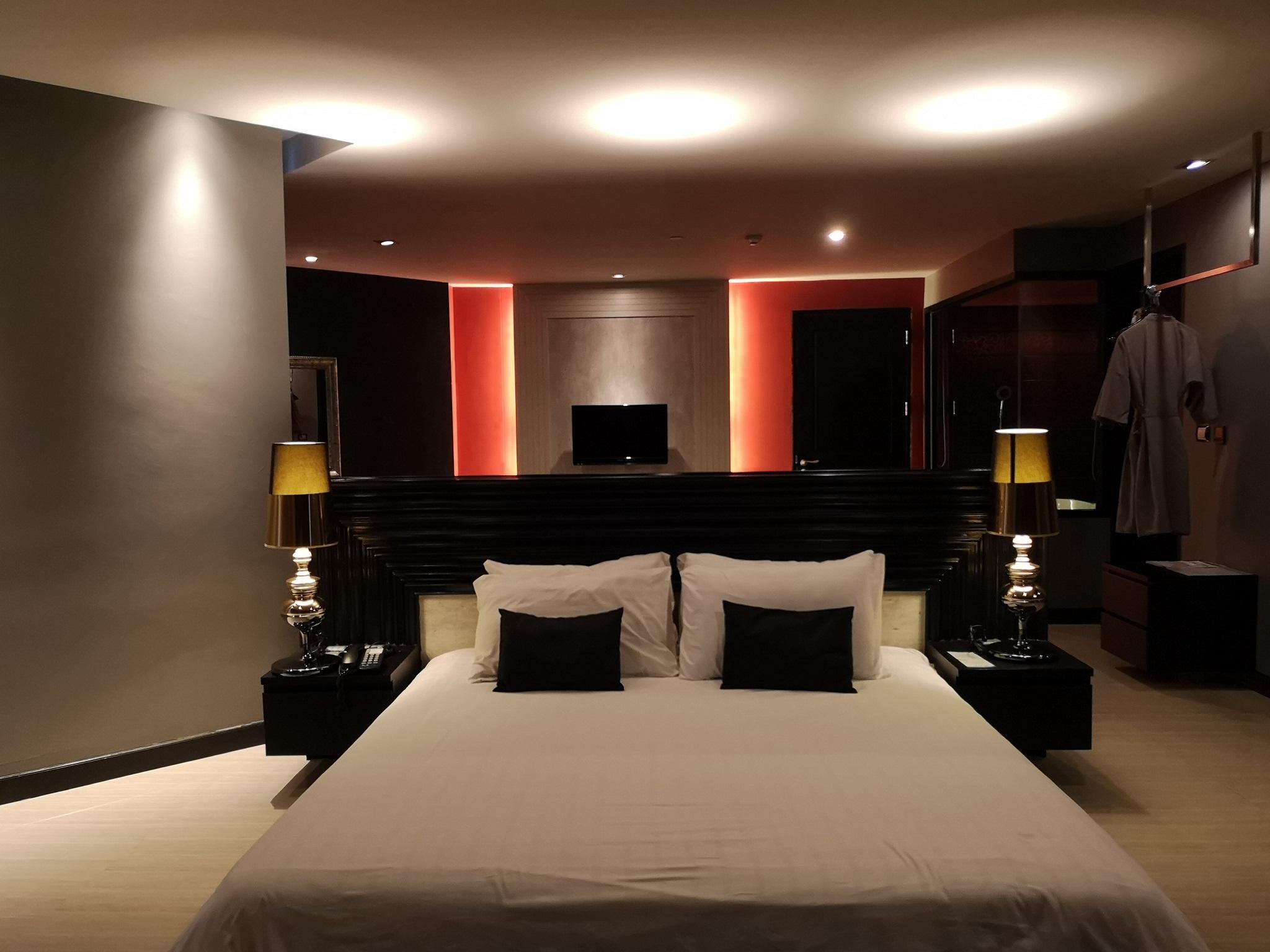 Tsix5 Quarter Hotell Pattaya Exteriör bild
