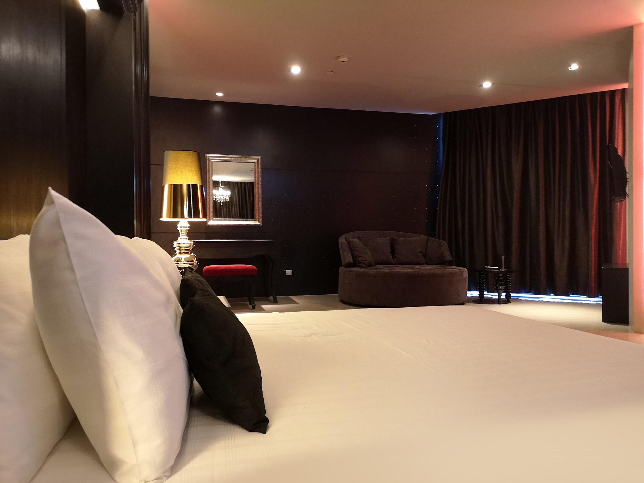 Tsix5 Quarter Hotell Pattaya Exteriör bild