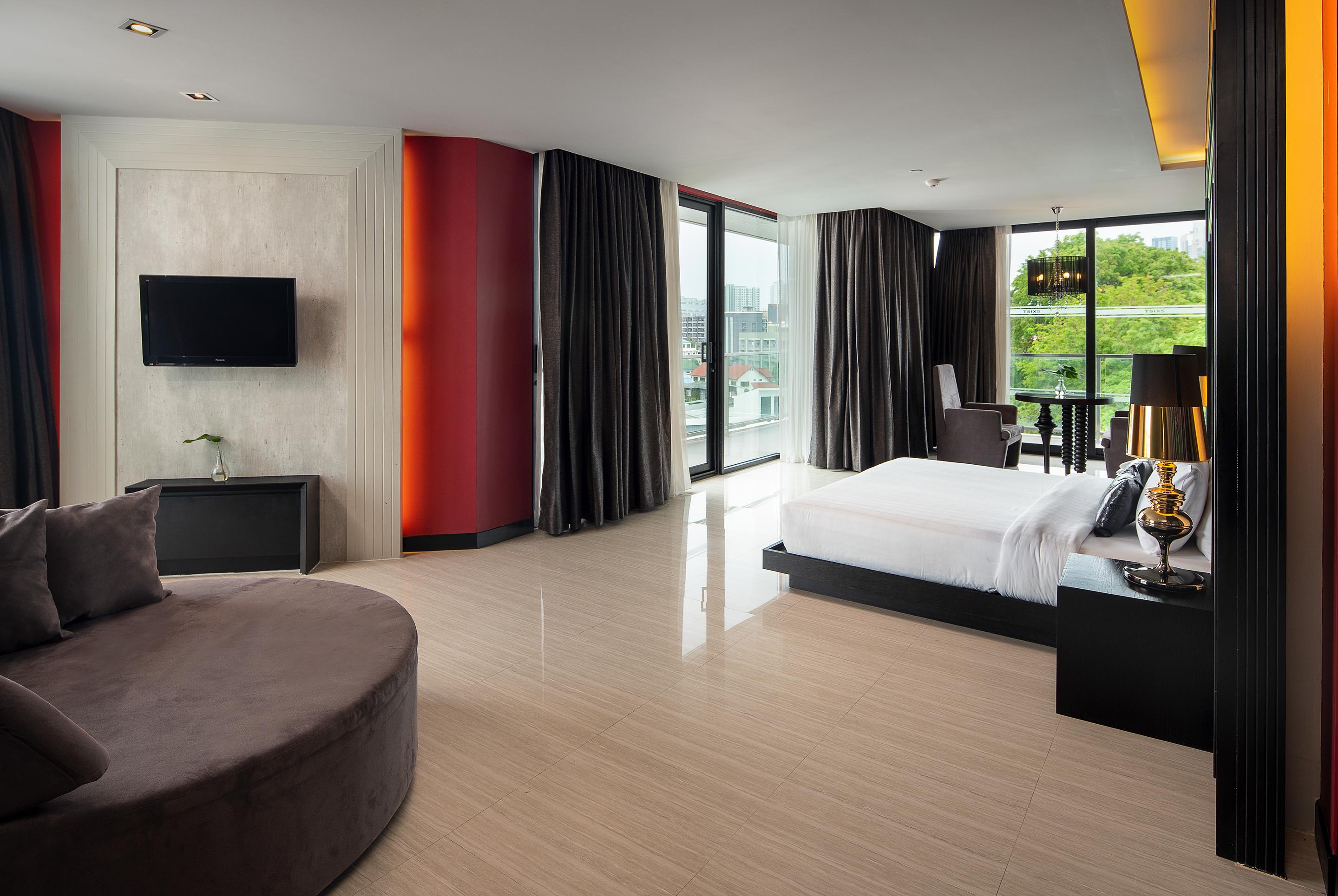 Tsix5 Quarter Hotell Pattaya Exteriör bild